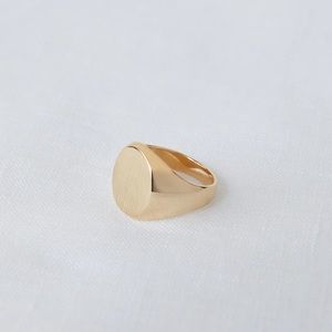 Jenni Kayne 14k Yellow Gold Signet Pinky Ring size 3-4